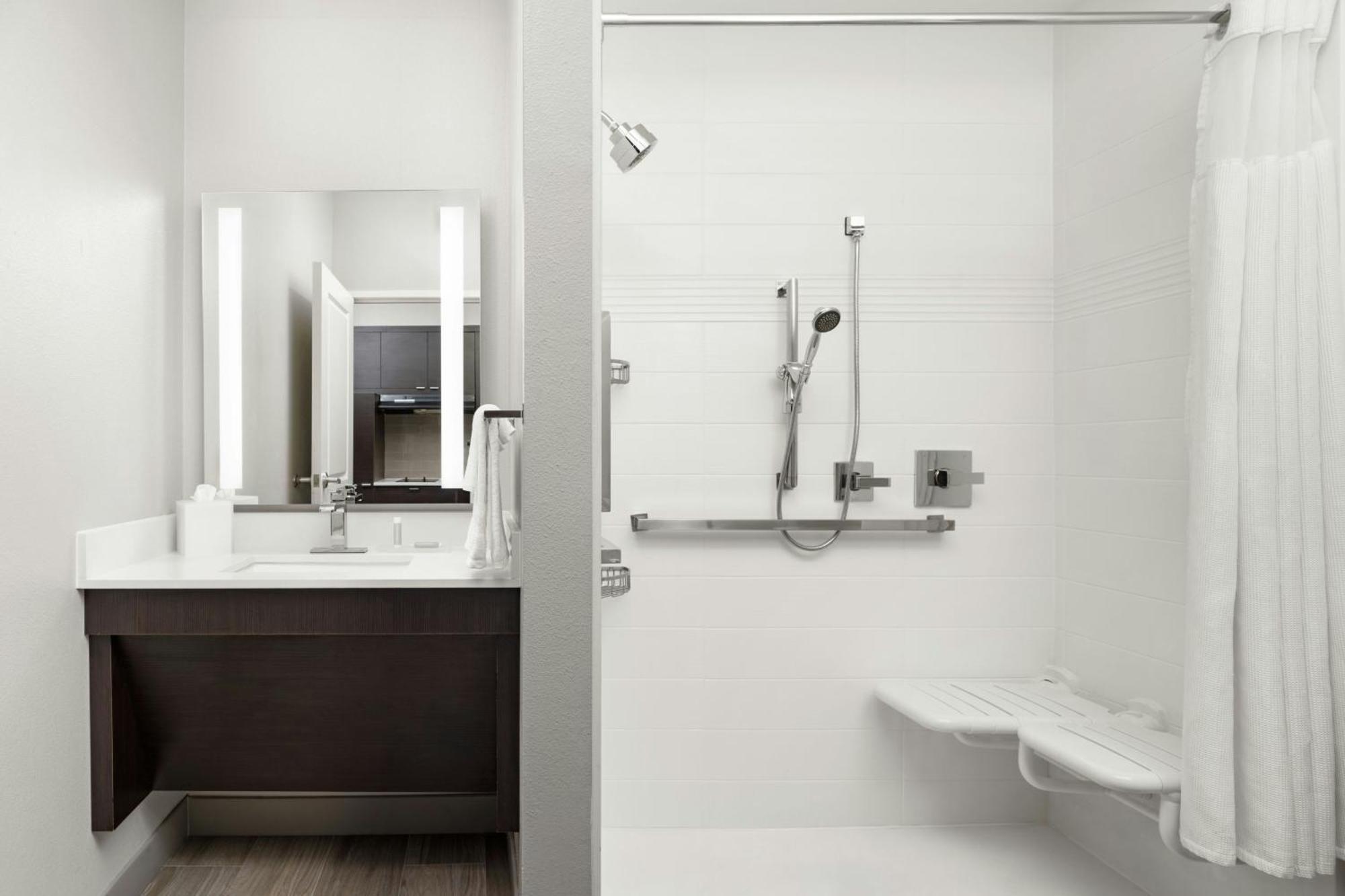 Towneplace Suites By Marriott Houston Hobby Airport Eksteriør bilde