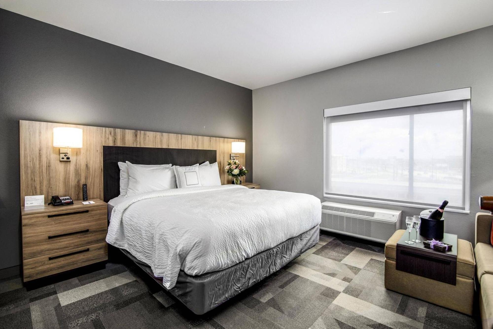 Towneplace Suites By Marriott Houston Hobby Airport Eksteriør bilde